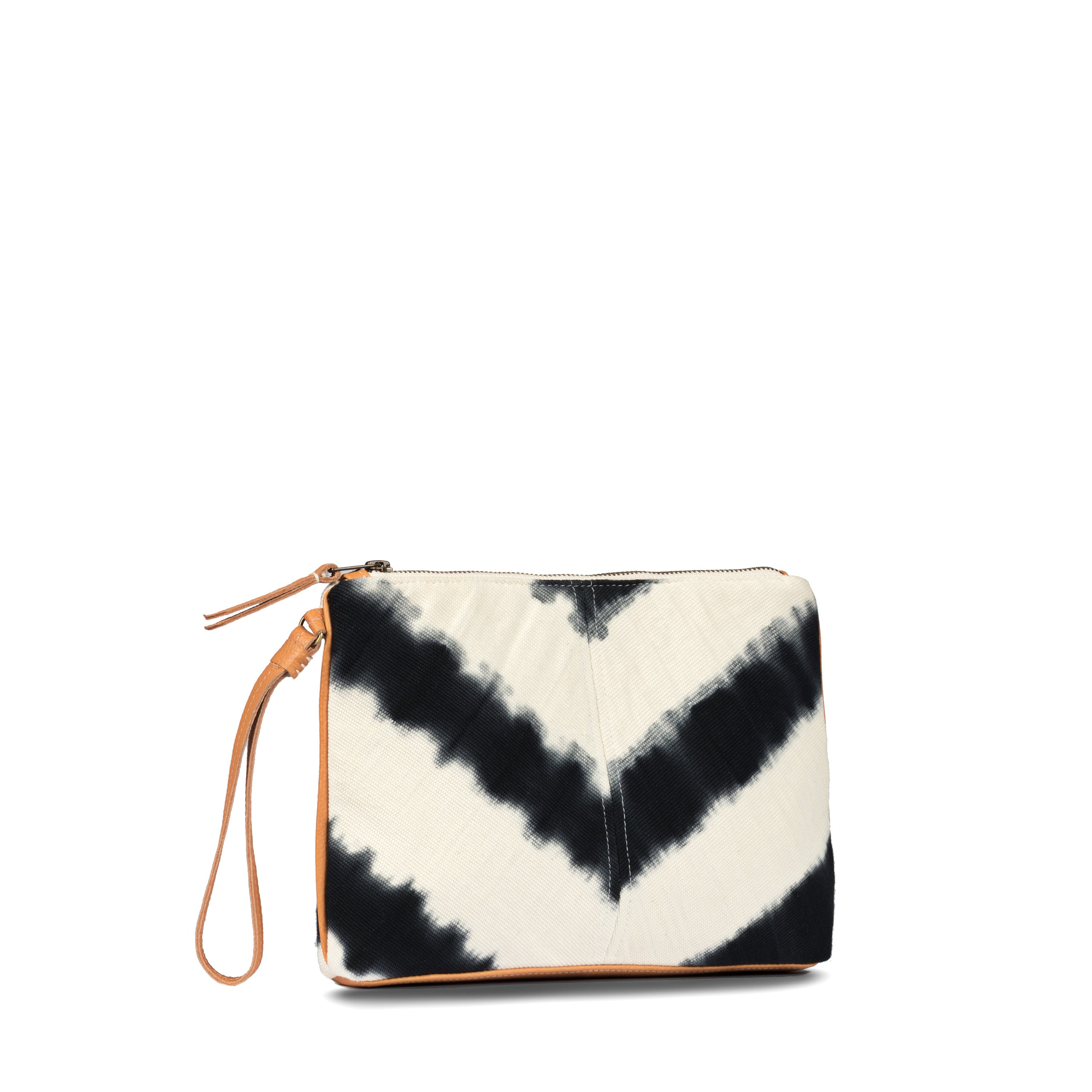 Hand woven Carolina Clutch - Ethical Shopping at Mercado Global