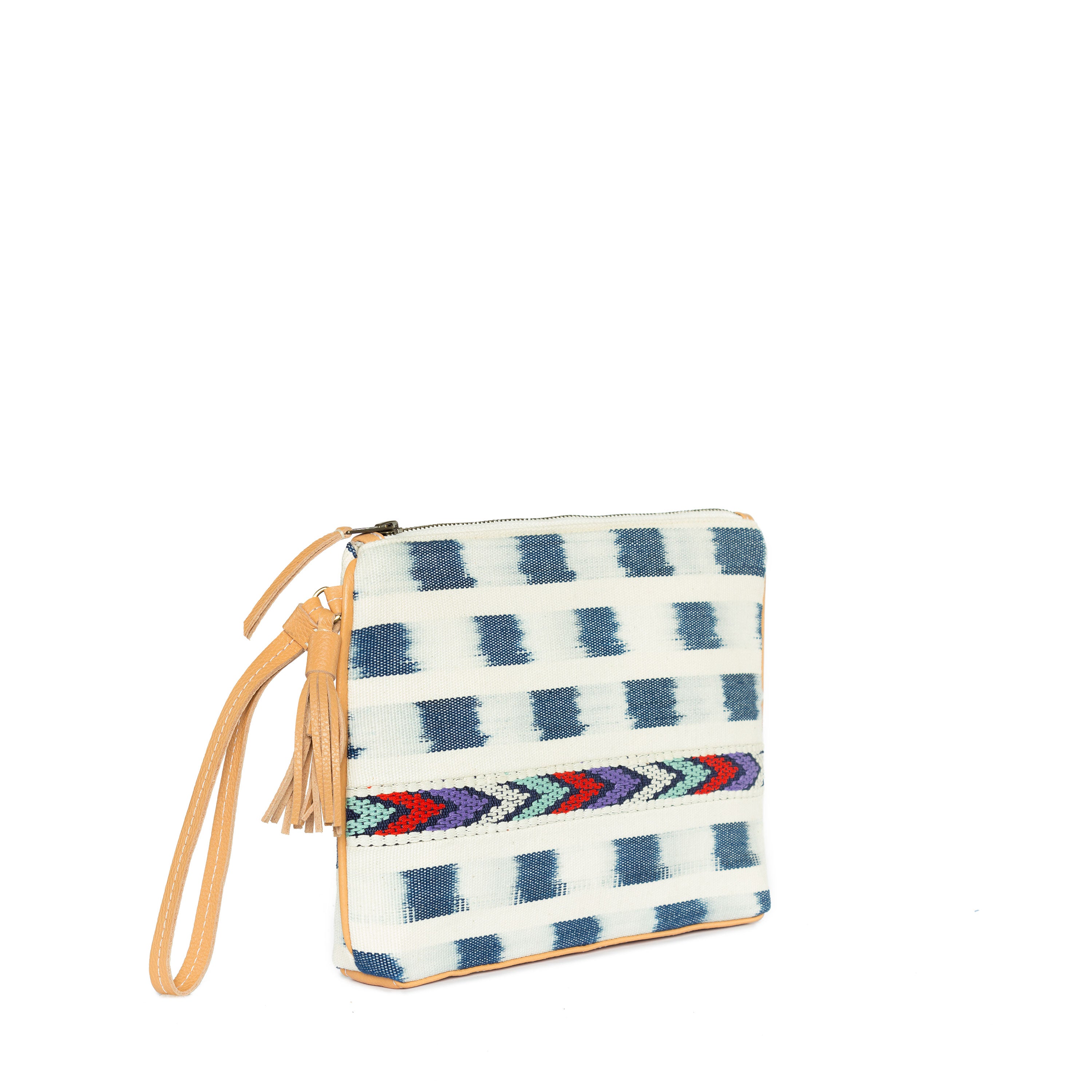 Hand woven Carolina Clutch - Ethical Shopping at Mercado Global