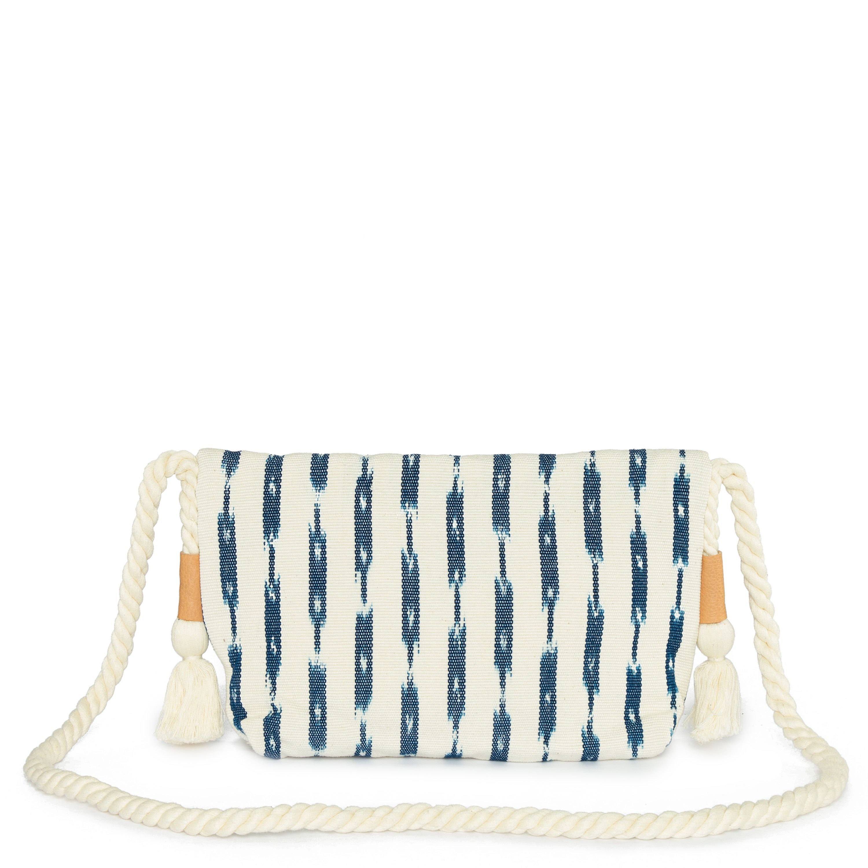 Hand woven Sandrita Shoulder Bag - Ethical Shopping at Mercado Global